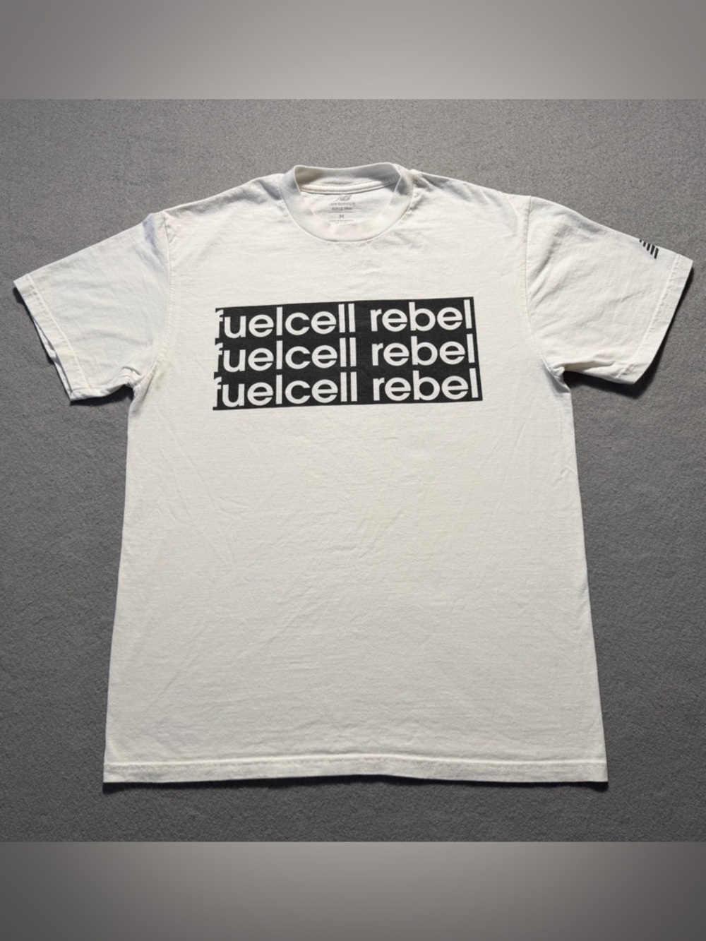 New Balance FuelCell Rebel T-Shirt Men’s Medium White Running Graphic Tee